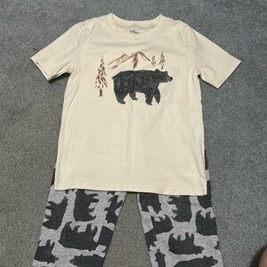 2 piece bear outfit size 5T